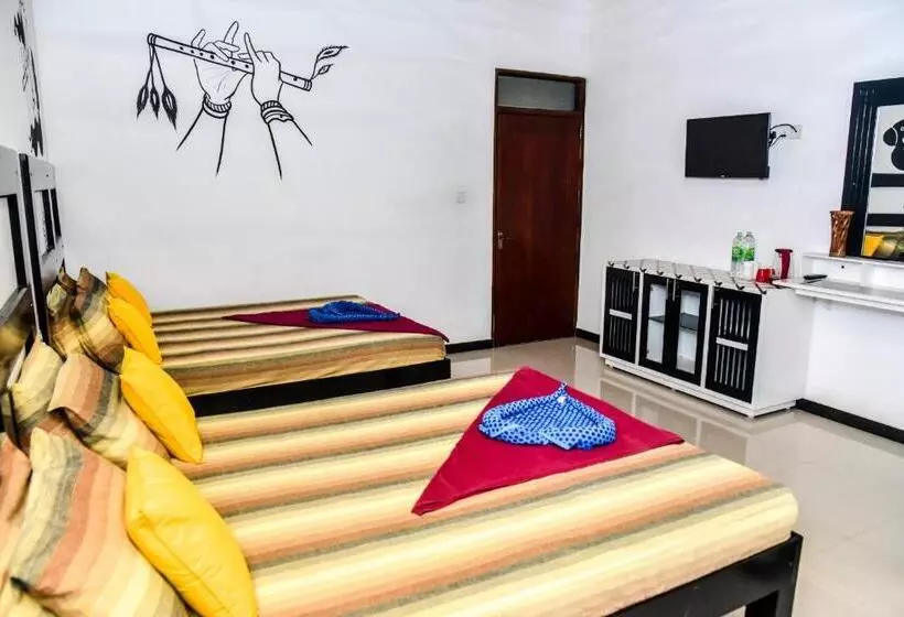 Hotelli New Isuru City