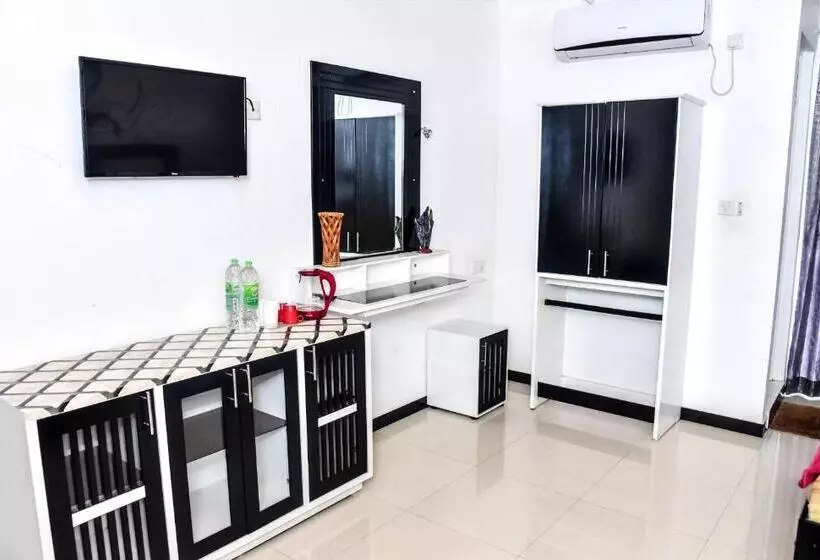 Hotelli New Isuru City