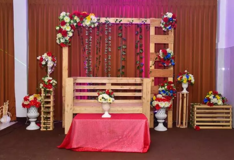 Hotelli New Isuru City