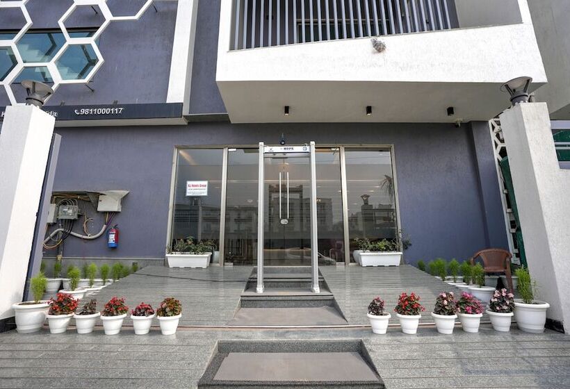 Hotel Rj Managed By Ahg