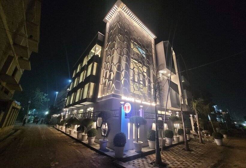 Hotel Rj Managed By Ahg