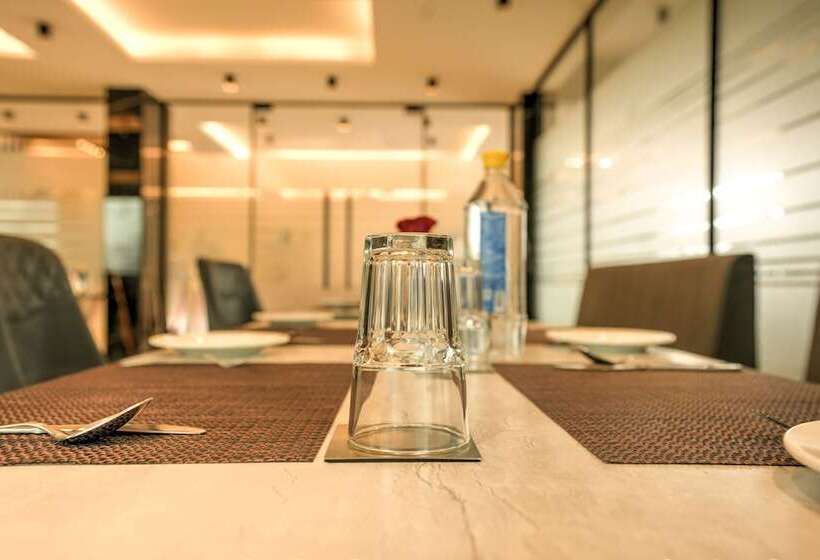 Hotel Rj Managed By Ahg