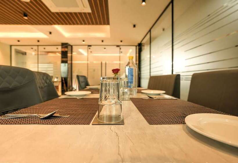 Hotel Rj Managed By Ahg