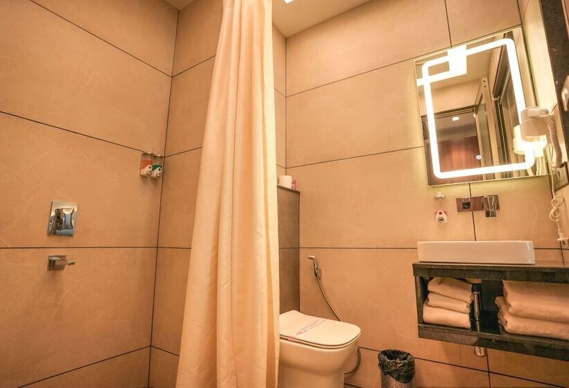 Hotel Rj Managed By Ahg