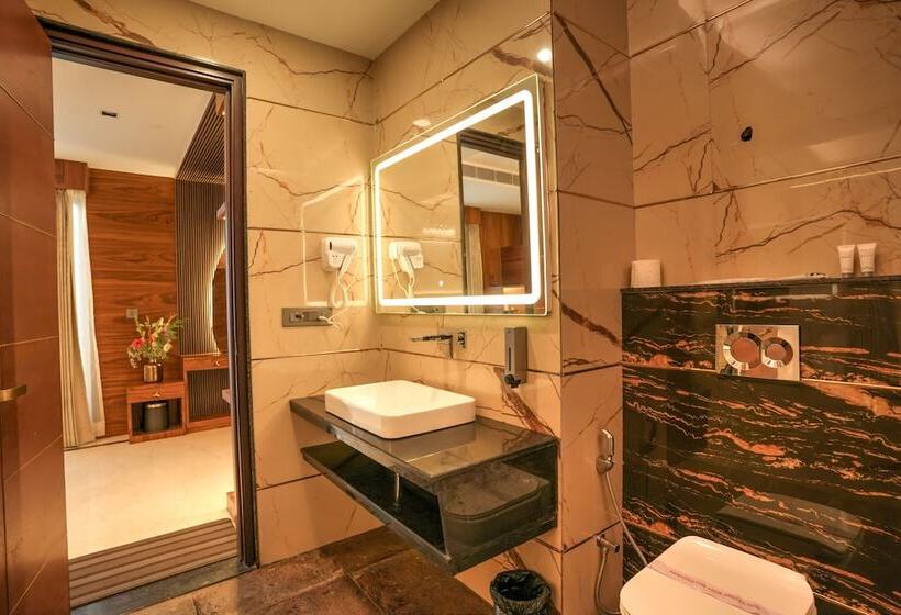 Hotel Rj Managed By Ahg