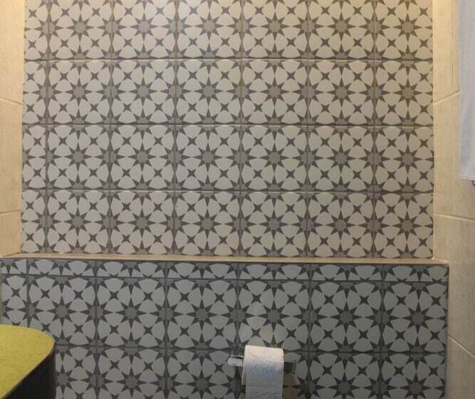 هتل Sonno Plaza Allende