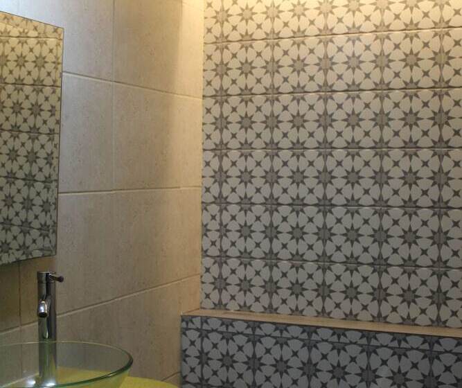 هتل Sonno Plaza Allende