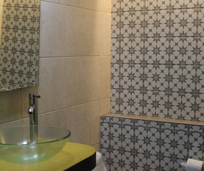 هتل Sonno Plaza Allende