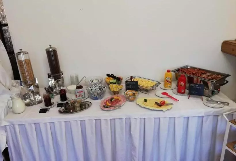 Majatalo Penzion U Skály