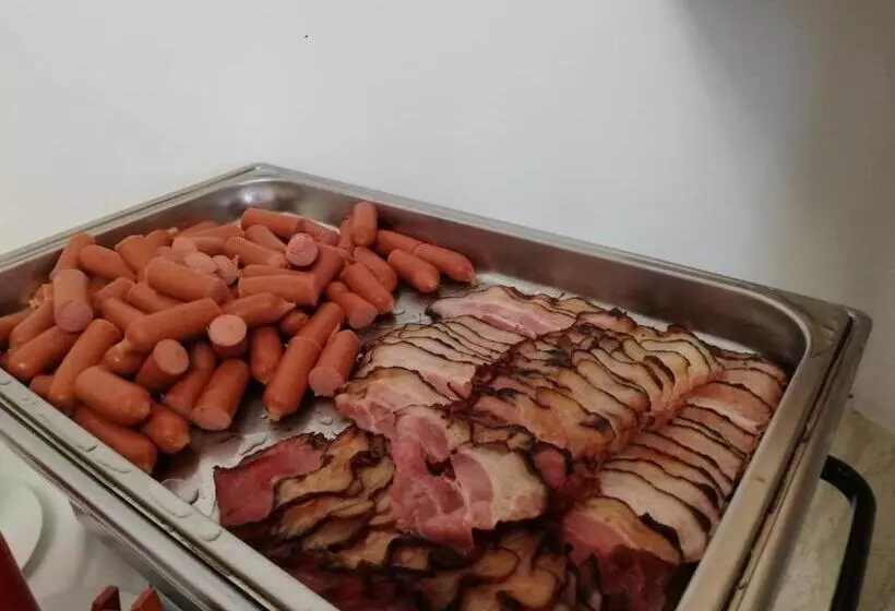 Majatalo Penzion U Skály