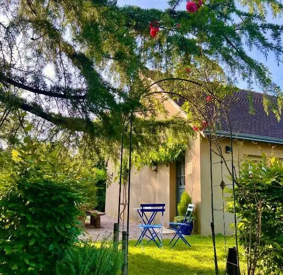 Gsand Le Clos Du May