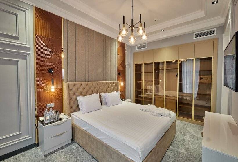 בית מלון כפרי Continental