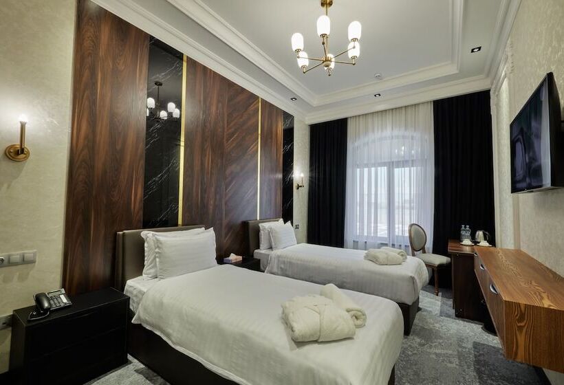 בית מלון כפרי Continental