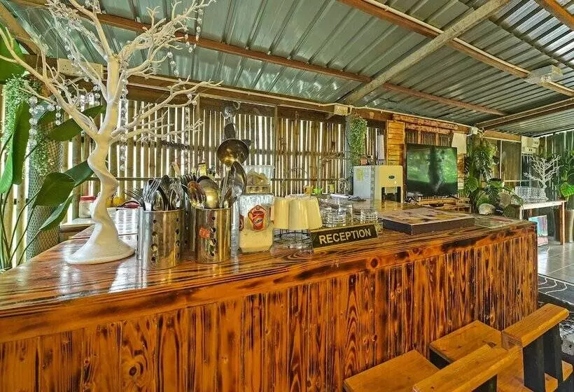 ホテル Oyo 90636 Teratak Zakiah Chalet