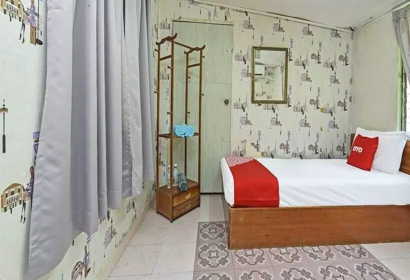 ホテル Oyo 90636 Teratak Zakiah Chalet