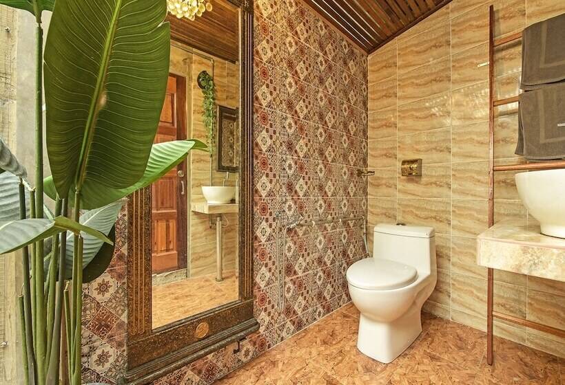 ホテル Oyo 90636 Teratak Zakiah Chalet