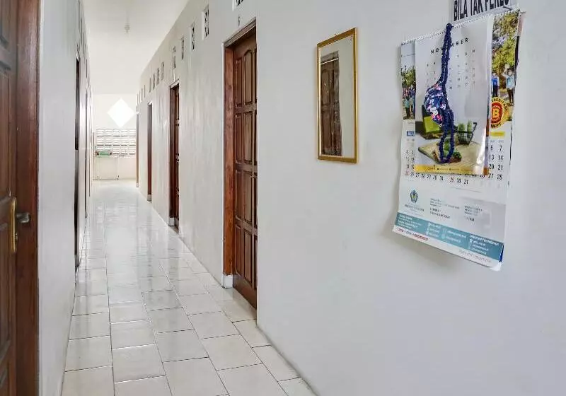 Hotelli Spot On 91735 Griya Cendekia Syariah