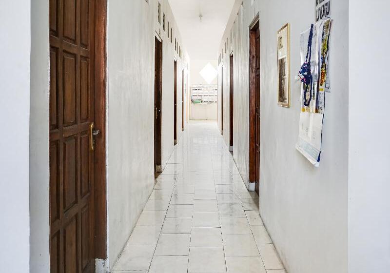 Hotel Spot On 91735 Griya Cendekia Syariah