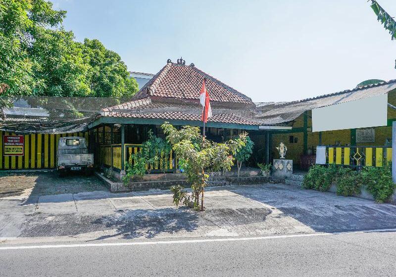 Hotel Spot On 91735 Griya Cendekia Syariah