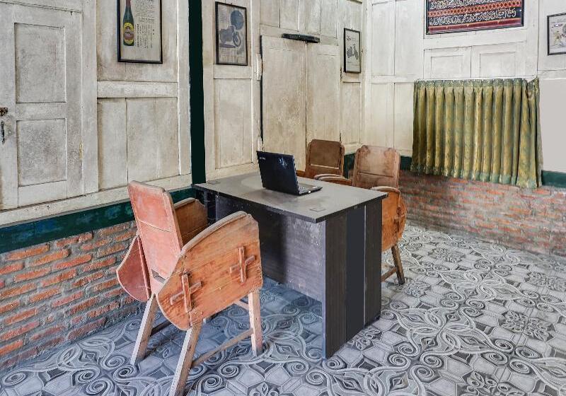 Hotel Spot On 91735 Griya Cendekia Syariah