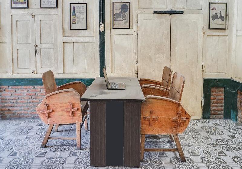 Hotel Spot On 91735 Griya Cendekia Syariah