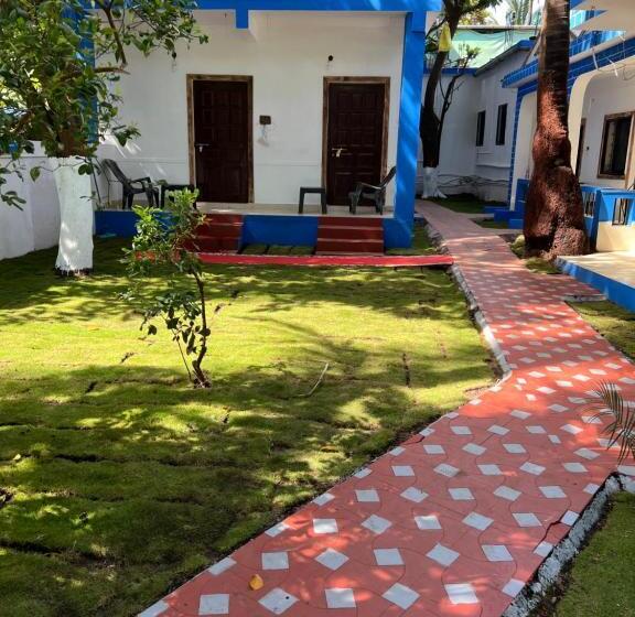 پانسیون Grand Royale Cottage Anjuna