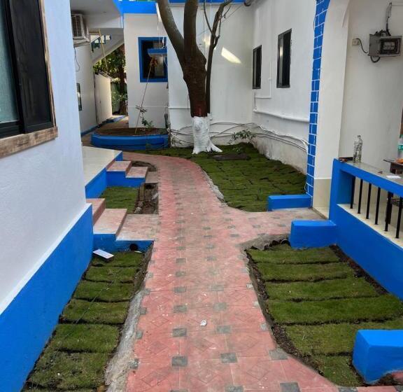 پانسیون Grand Royale Cottage Anjuna