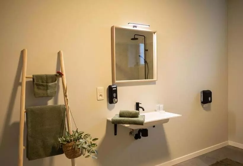 Hotelli City Housing Genk