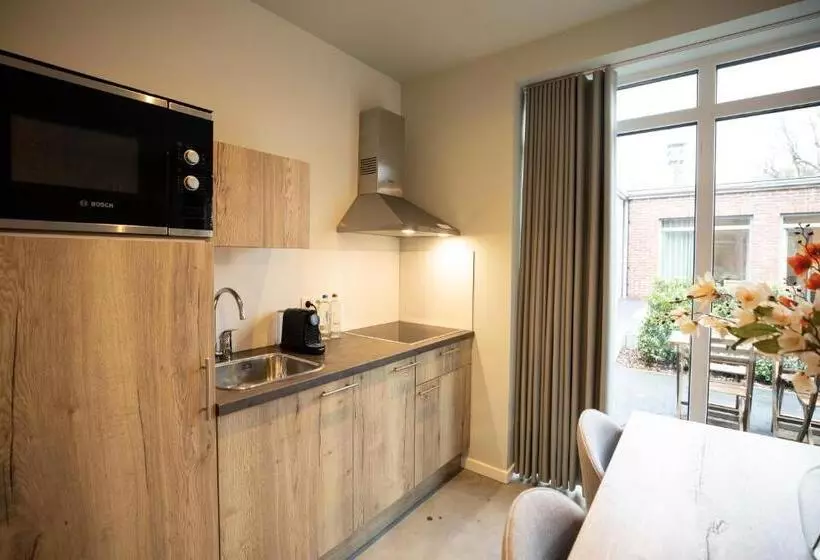 Hotelli City Housing Genk