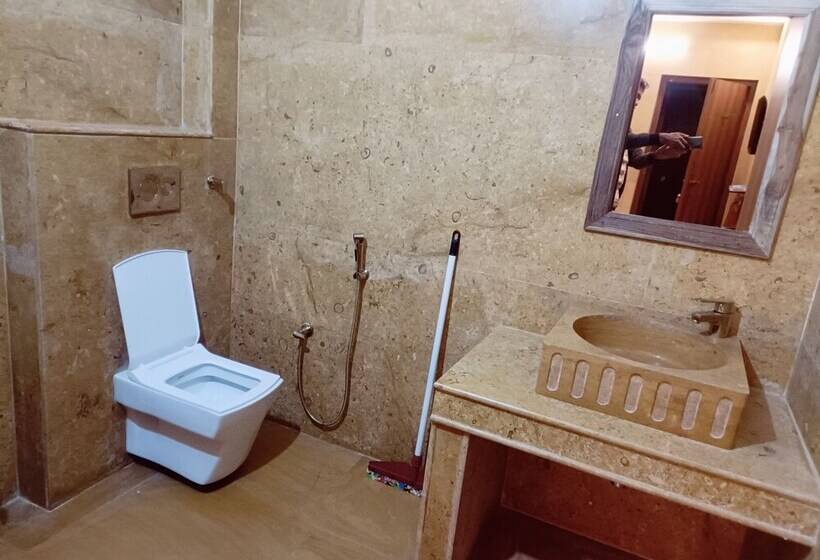 בית מלון כפרי Garh Villa