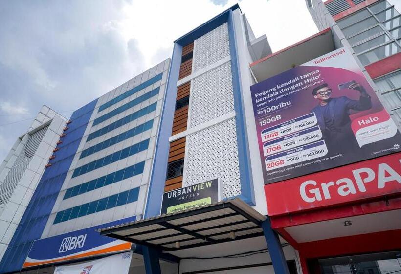 Urbanview Hotel Syariah De Umbrella Ciputat