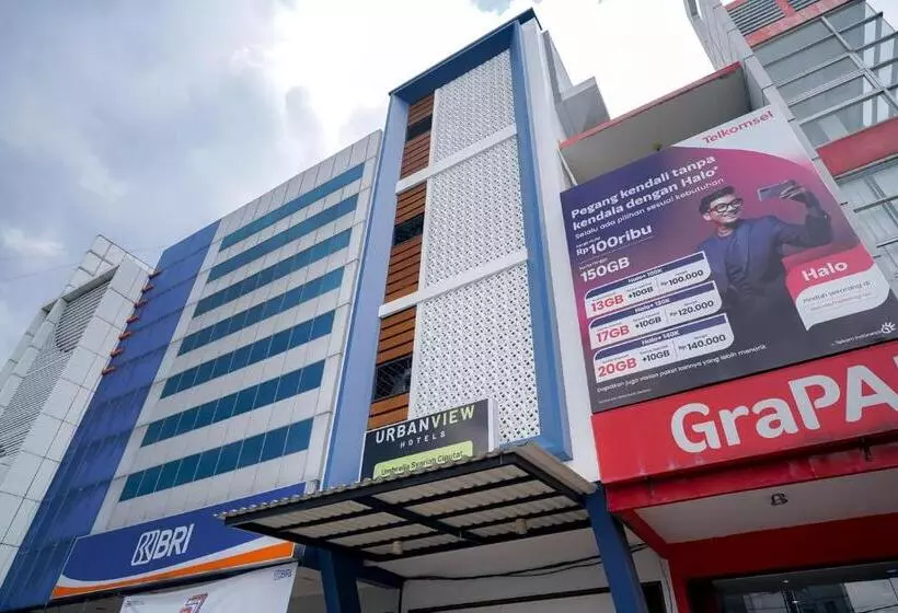 Urbanview Hotel Syariah De Umbrella Ciputat