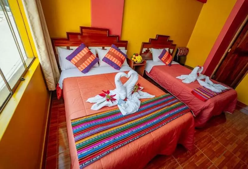 Hotelli Yacumama Santa Teresa