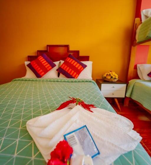 בית מלון כפרי Yacumama Santa Teresa