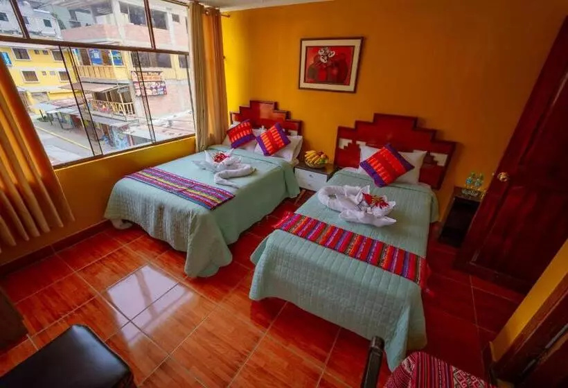 Hotelli Yacumama Santa Teresa