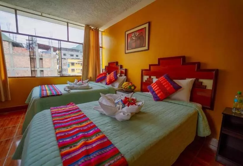 Hotelli Yacumama Santa Teresa