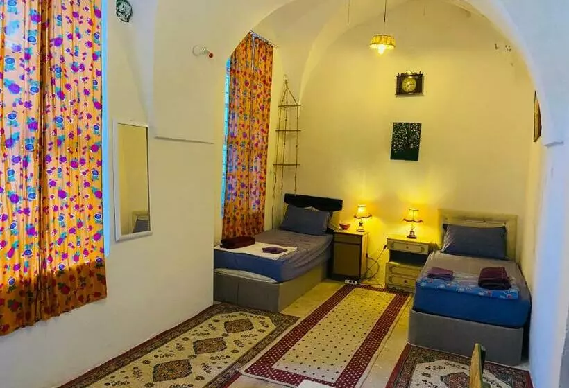 پانسیون Mali Nin Evi