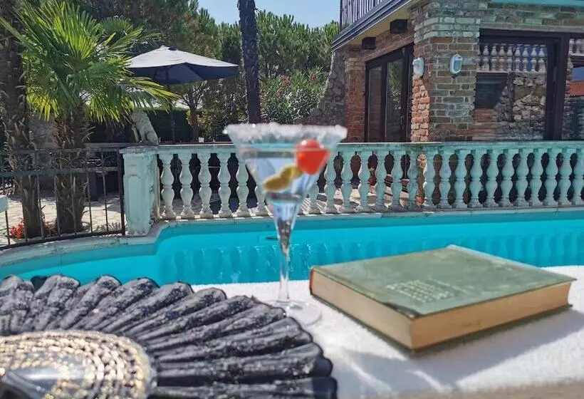 تختخواب و صبحانه Casa Oasa