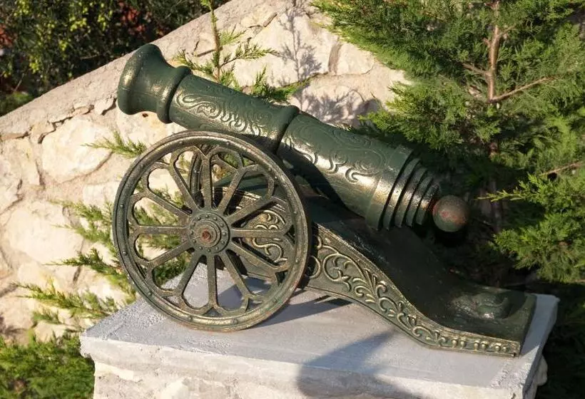 تختخواب و صبحانه Casa Oasa