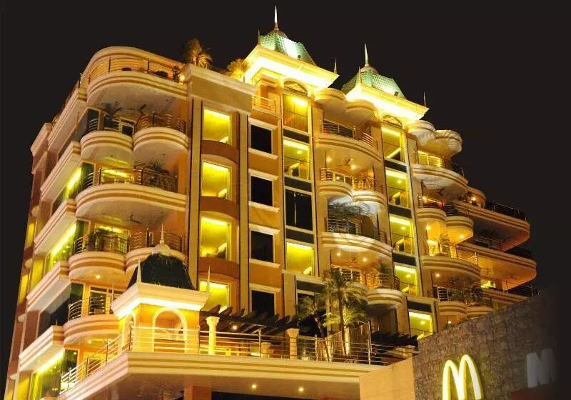 Fields Plaza Hotel By Abc