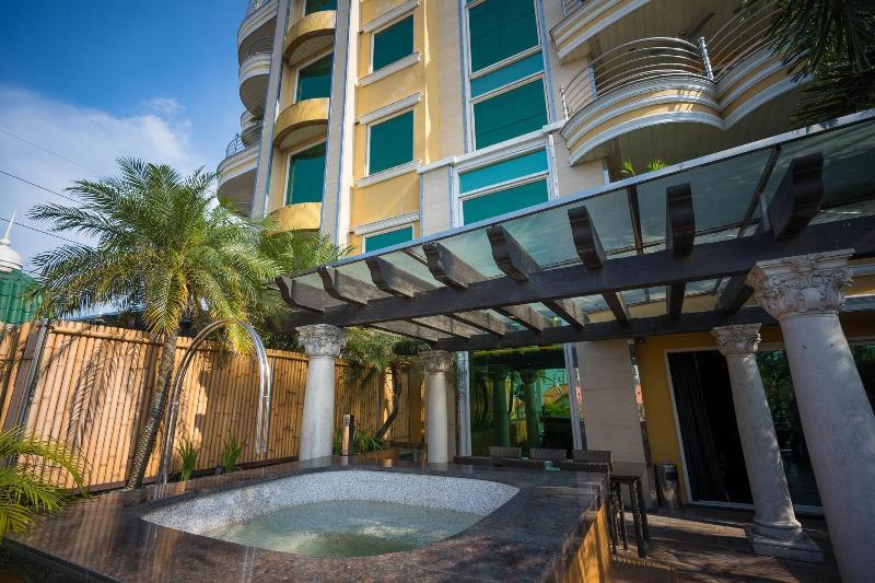 Fields Plaza Hotel By Abc