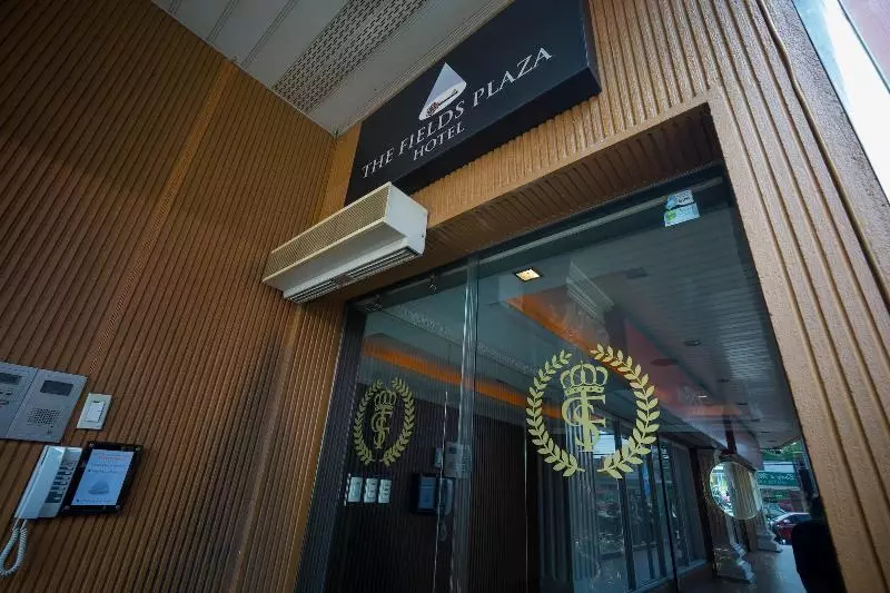 Fields Plaza Hotel By Abc