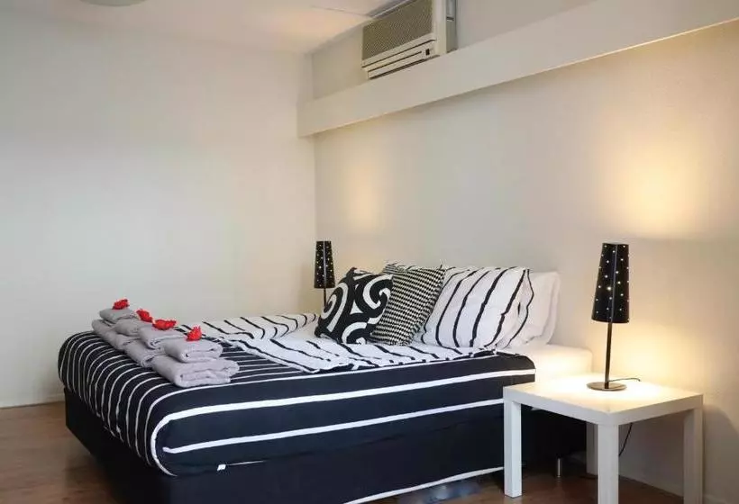 Frankendael Apartments