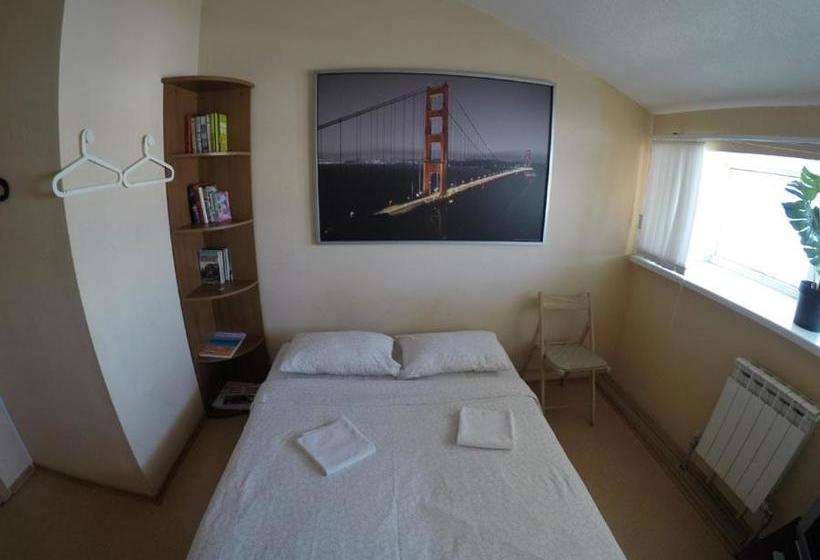 هاستل Guest House Litvich