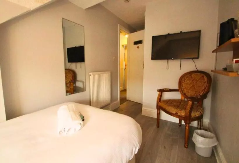 فندق Abbey Lodge