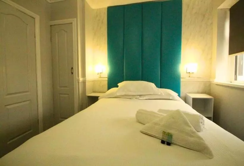 فندق Abbey Lodge