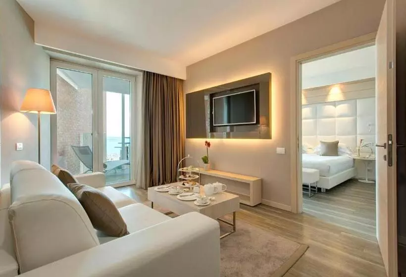 هتل Almar Jesolo Resort & Spa