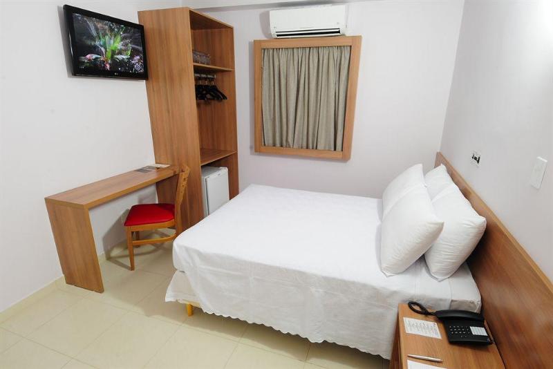 酒店 Araçatuba Plaza