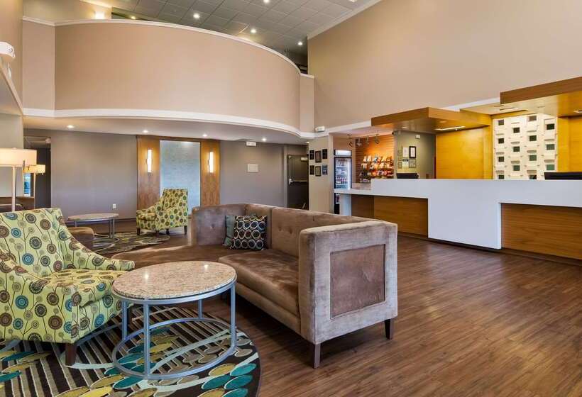 בית מלון כפרי Best Western Plus Patterson Park Inn