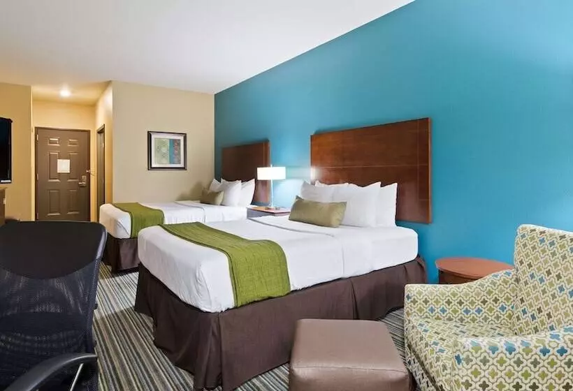 Отель Best Western Plus Patterson Park Inn